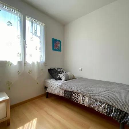 Holiday home Maison D'orient Villegailhenc